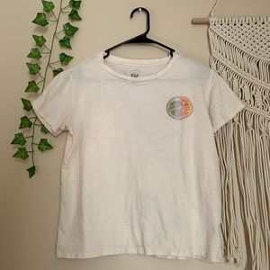 Cream White Billabong tee!